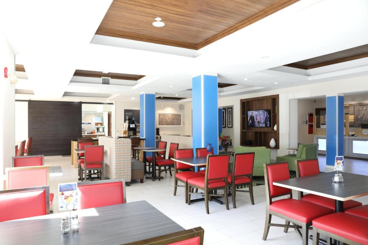 Holiday Inn Express Hotel & Suites Albuquerque Airport By Ihg Exterior foto